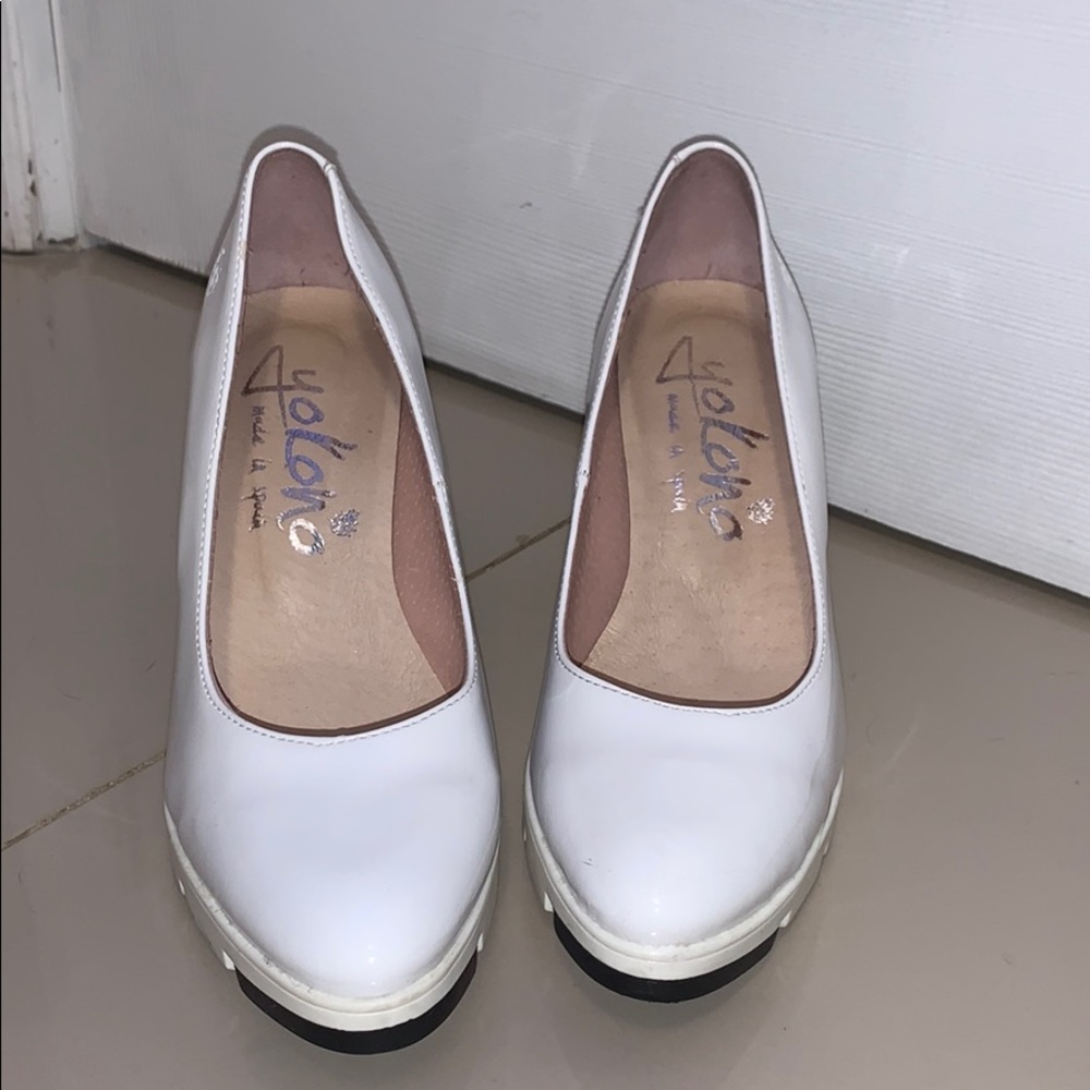 White and black Yokono heels